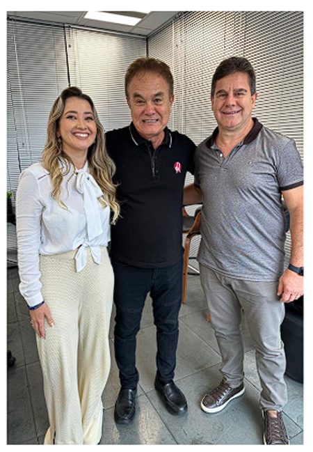 Imagem da mentora Lilian primo e dois convidados